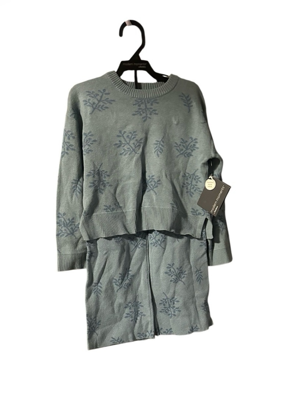 Modern Movement Sage Green Floral Crewneck Sweater